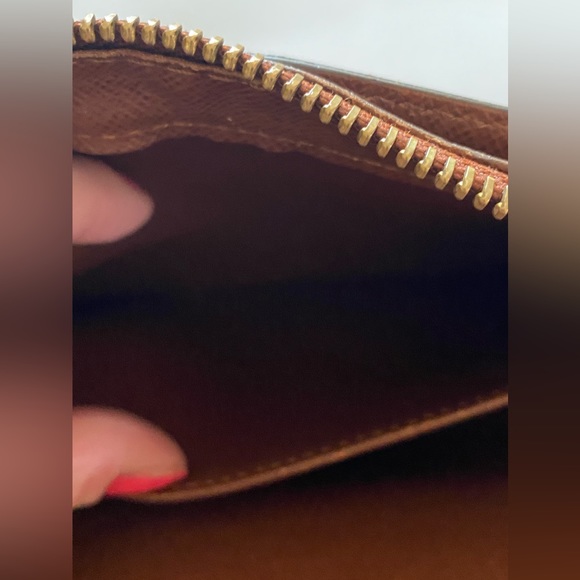 💥Auth Louis Vuitton vintage Orsay clutch. In amazing condition. - Picture 5 of 9